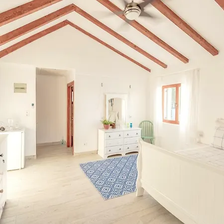 Holiday House 