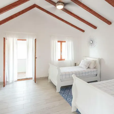 Holiday House 