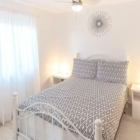 Holiday House 